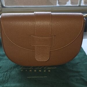 Scuola del Cuoio Leather Crossbody Bag